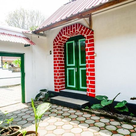 Reddoorz Syariah @ Ndalem Kembang Sore ยอกยาการ์ตา ภายนอก รูปภาพ
