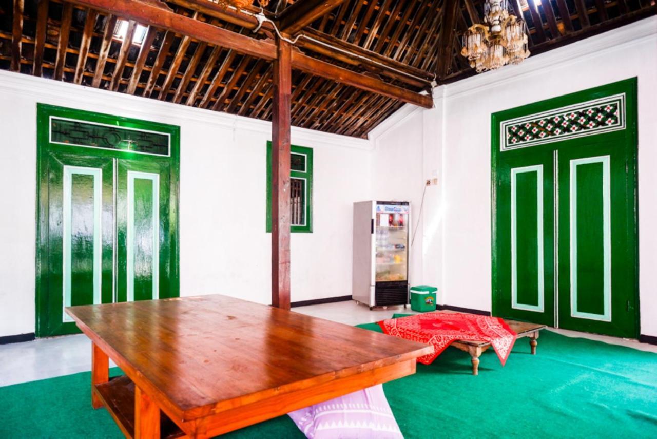 Reddoorz Syariah @ Ndalem Kembang Sore ยอกยาการ์ตา ภายนอก รูปภาพ